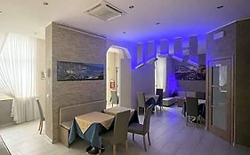 Hotel Montecarlo